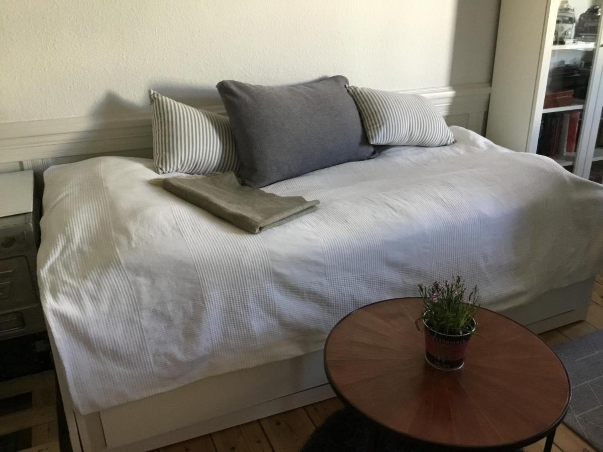 1 Room, In A Privat Apart. Privat overnatting København